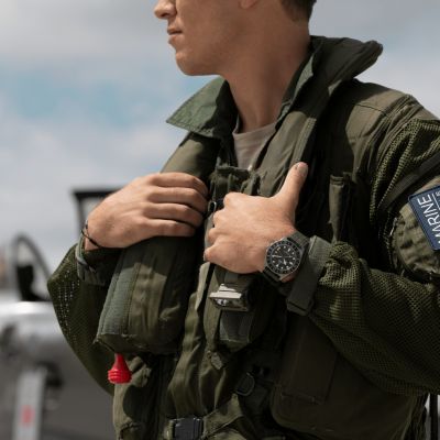Erleben Sie die Pelagos FXD GMT mit einem 42-mm-Titangehäuse sowie COSC- und METAS-Zertifizierung für höchste Präzision und Robustheit. 
@tudorwatch
#TudorWatch #BornToDare #PelagosFxd #TudorBoutiqueKöln