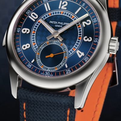 Tradition trifft auf urbanen Zeitgeist. 🔔✨
Mit dieser außergewöhnlichen Calatrava interpretiert @patekphilippe  die klassische Minutenrepetition neu – modern, dynamisch und unverwechselbar elegant.
Das 38-mm-Weißgoldgehäuse umrahmt ein tiefblaues Zifferblatt mit geprägtem Carbon-Muster, akzentuiert durch leuchtend orange Details und ein sportliches Composite-Armband mit markanten Kontrastnähten. ⌚🧡
Die harmonischen Klänge der klassischen Gongs machen jeden Moment zu einem Erlebnis.
#PatekTime #PatekPhilippe #Calatrava #JuwelierGadebusch #köln