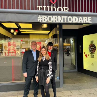 Ein Tag der Ruhe, festlicher Stimmung und besonderer Augenblicke.💫
Das Team der TUDOR Boutique Köln wünscht Ihnen einen schönen Heiligabend und besinnliche Feiertage 🎄✨
Wir danken Ihnen herzlich für Ihr Vertrauen und die gemeinsamen Momente.❤️
#Weihnachten #TudorWatch #BornToDare #TudorBoutiqueKöln