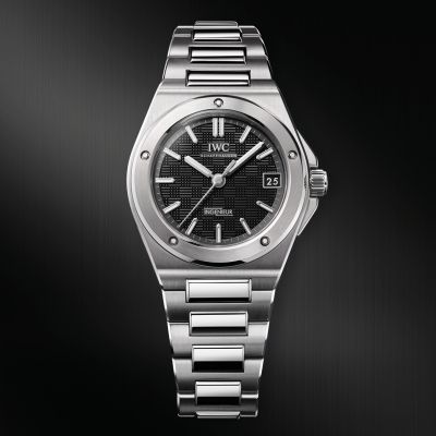 Die IWC-Ingenieur. 
Mehrere Größen, Materialien und Komplikationen, jede geformt von der 
Design-DNA von Gérald Gentas ursprünglichem Ingenieur SL. Ref.:IW324906
@iwcwatches  @iwcwatches_ger 
#IWCwatches
#IWCingenieur #JuwelierGadebusch #Köln