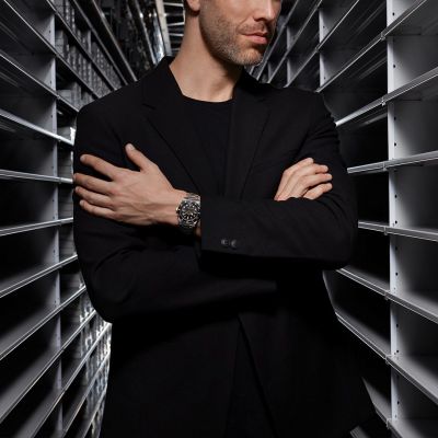 Die @tudorwatch  Black Bay 54 mit einem Edelstahlgehäuse von 37 mm und einem Manufakturwerk. Fünfjahresgarantie. #TudorWatch #BornToDare #TudorBoutiqueKöln