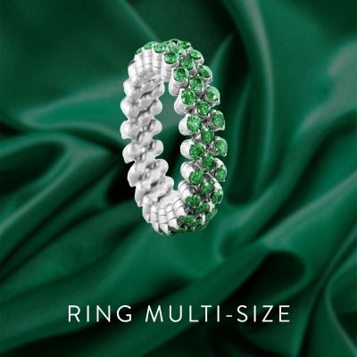 Innovation trifft Emotion. 💚✨
Die Brevetto Kollektion von @serafino_consoli_jewelry  steht für eine revolutionäre Idee: eine flexible Multi-Size-Struktur, die sich mit nur einer Berührung anpasst. Schmuck, der sich bewegt, verändert – und Generationen verbindet.
Der weltweit einzigartige Multisize Ring passt sich jeder Fingergröße mühelos an und kann im Handumdrehen von der Mutter an die Tochter und weiter an die Großmutter weitergegeben werden. Ein Symbol für Zusammenhalt, Erinnerungen und zeitlose Eleganz.
In der Ausführung dreireihigen Ausführung in Weißgold vereinen sich kühles Weißgold und das intensive Grün von Tsavoriten zu einem ausdrucksstarken Statement. Modern, wandelbar und voller Leben – genau wie die Frau, die ihn trägt.
Ein Ring. Unendliche Möglichkeiten. 💎💚
#SerafinoConsoli #BrevettoKollektion #JuwelierGadebusch #köln