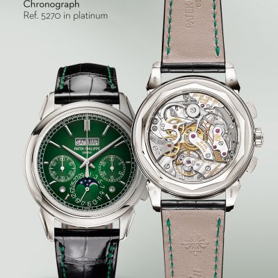 Ikone neu interpretiert. Zeitlose Komplexität.
Mit der @patekphilippe  Referenz 5270P-014 trifft klassische Haute Horlogerie auf zeitgemäße Ästhetik. Das vollständig polierte Platingehäuse mit konkaver Lünette und elegant geriffelten Bandanstößen verleiht dem Zeitmesser außergewöhnliche Präsenz.
Im Mittelpunkt steht das lackierte grüne Zifferblatt mit schwarzem Farbverlauf – inspiriert von der Karosserie exklusiver Automobile. Die harmonisch angeordneten Anzeigen machen die Komplexität des ewigen Kalenders faszinierend klar ablesbar.
Im Inneren arbeitet das Handaufzugskaliber CH 29-535 PS Q – ein Chronographenwerk mit ewigem Kalender und Ausdruck höchster mechanischer Uhrmacherkunst.
Ein glänzendes schwarzes Alligatorlederband mit olivgrüner Kontrastnaht, Platinschließe und ein Diamant bei 6 Uhr vollenden die Referenz. 💎
#PatekPhilippe #PatekTime #GrandComplications #JuwelierGadebusch #köln