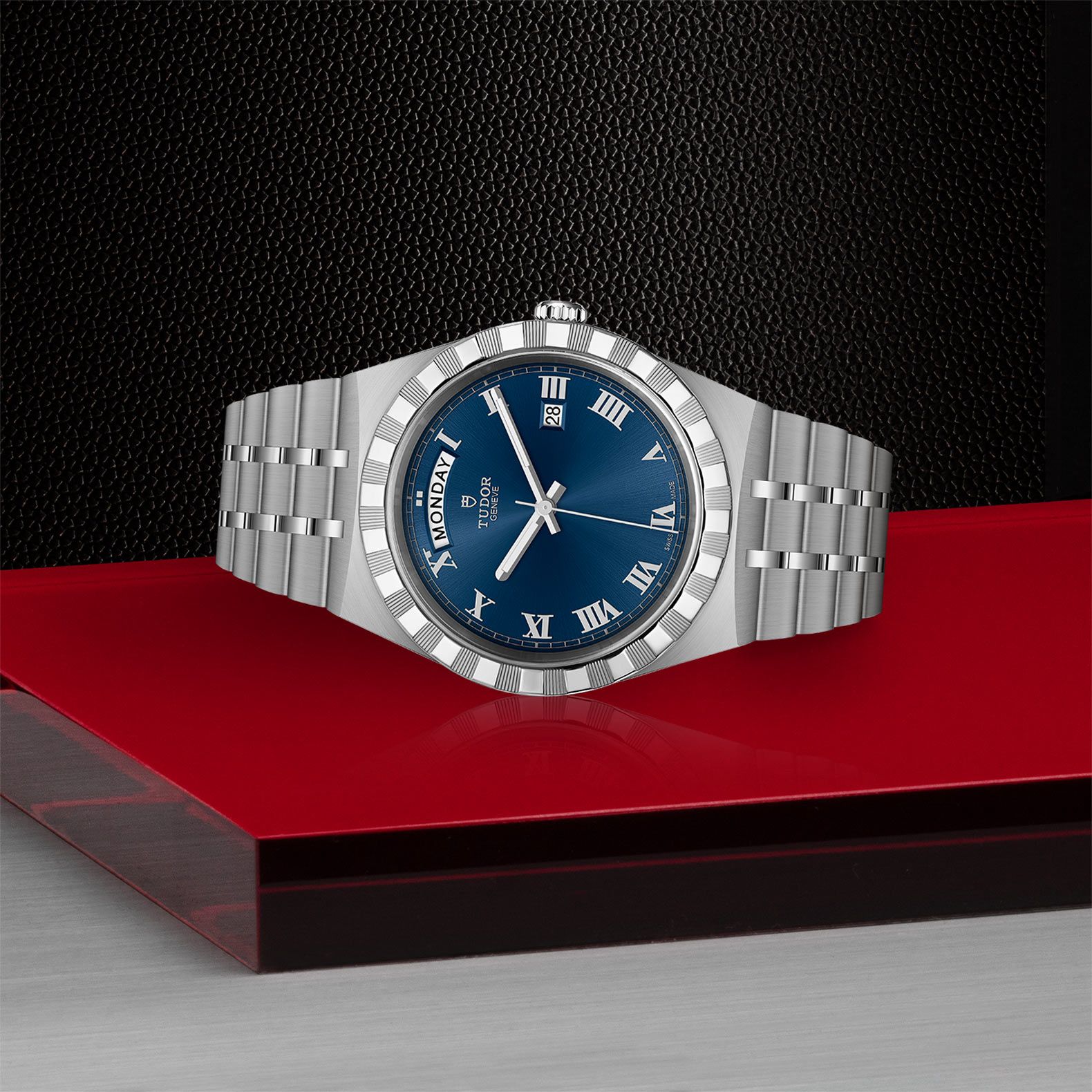 28600, Referenz M28600-0005, liegend